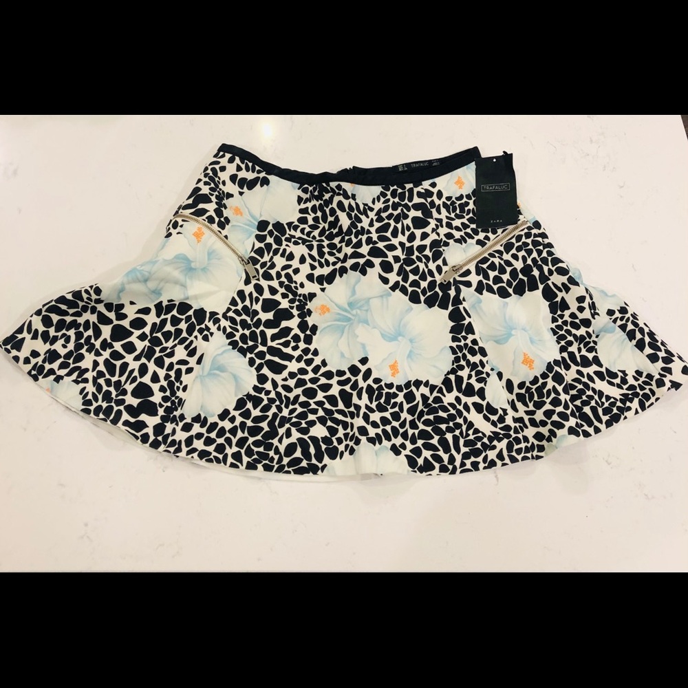 ZARA skirt floral and leopard mini